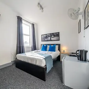 https://ryam-suites.cambridgehotelsuk.com