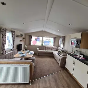 https://happy-days-caravan-primrose-valley.yorkshirehotels.net