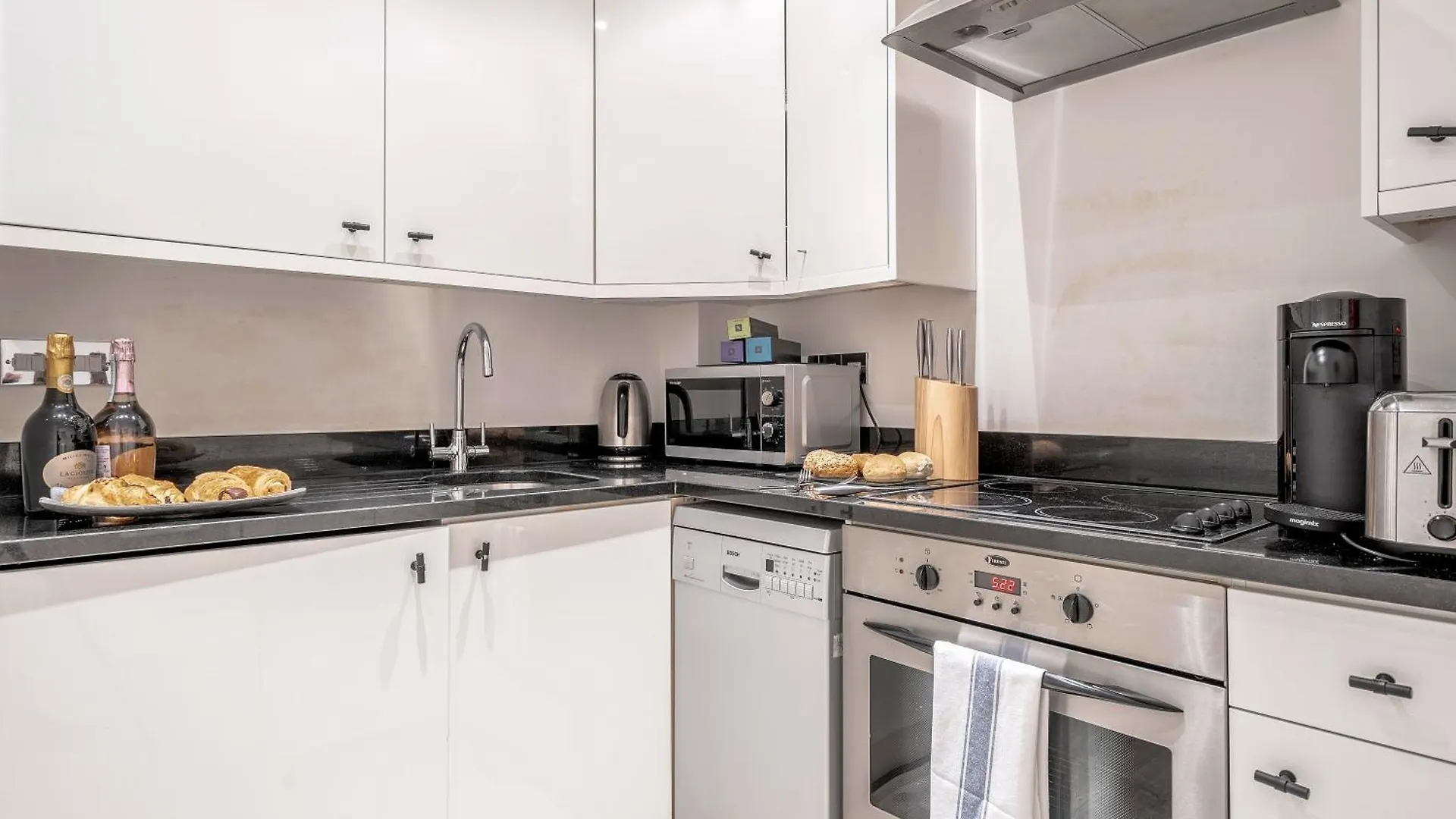 Apartamento Kula London - Tower Bridge 0*,